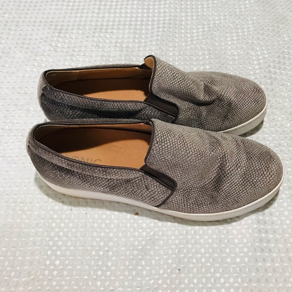 Vionic sneakers - Picture 2 of 8